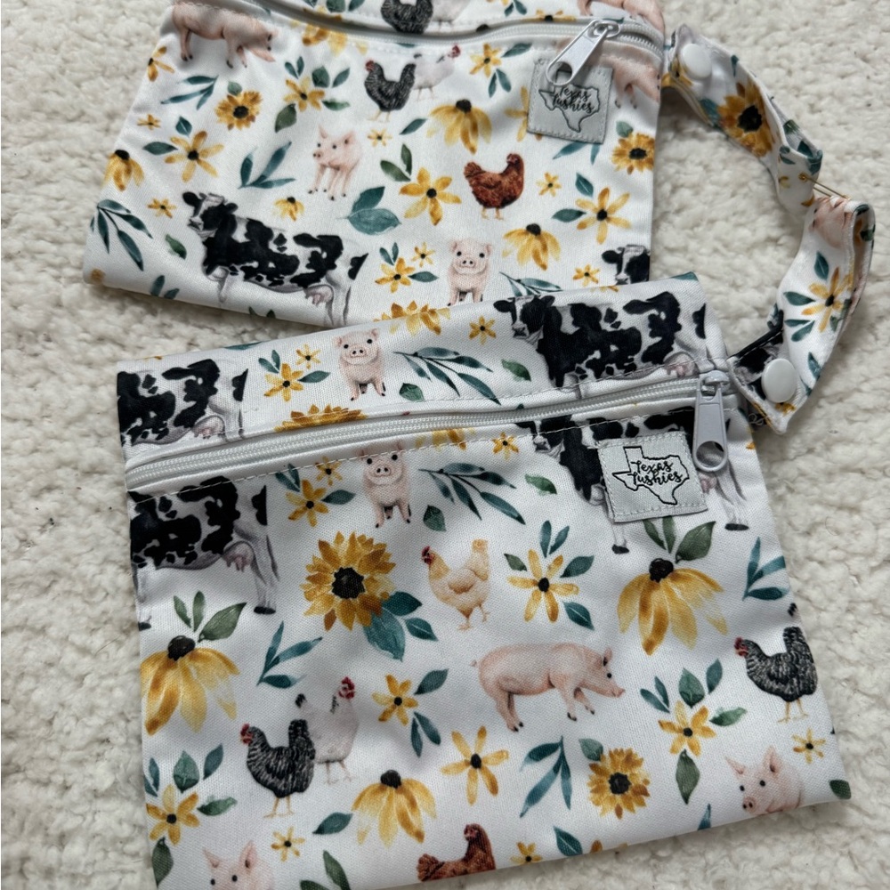 Farm Animal Print Wristlet Pouch